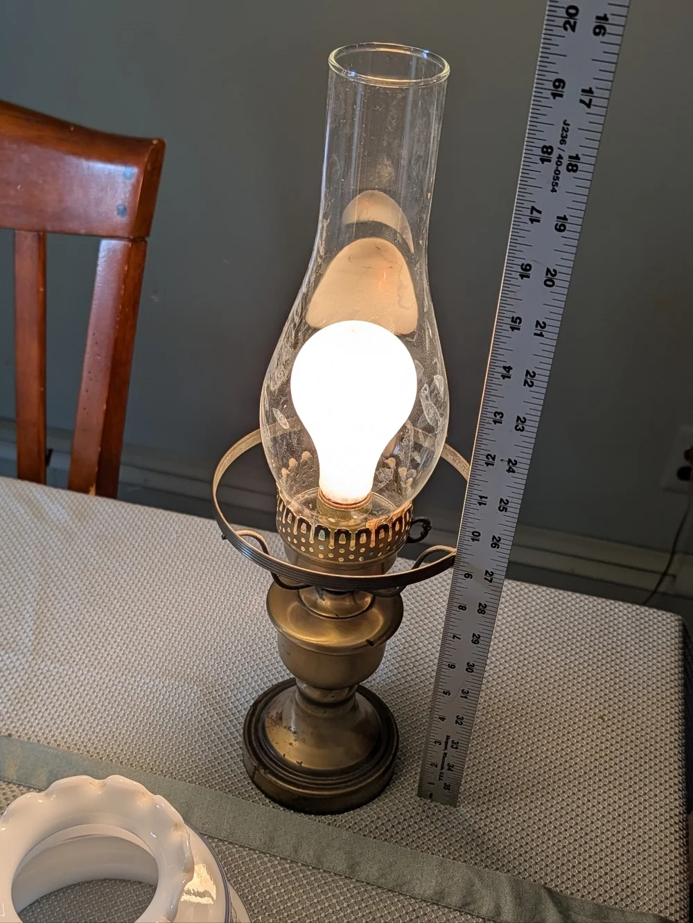 70s Quoizel Abigail Adams Lamp White Glass Shade Blue Floral VTG Hurricane
